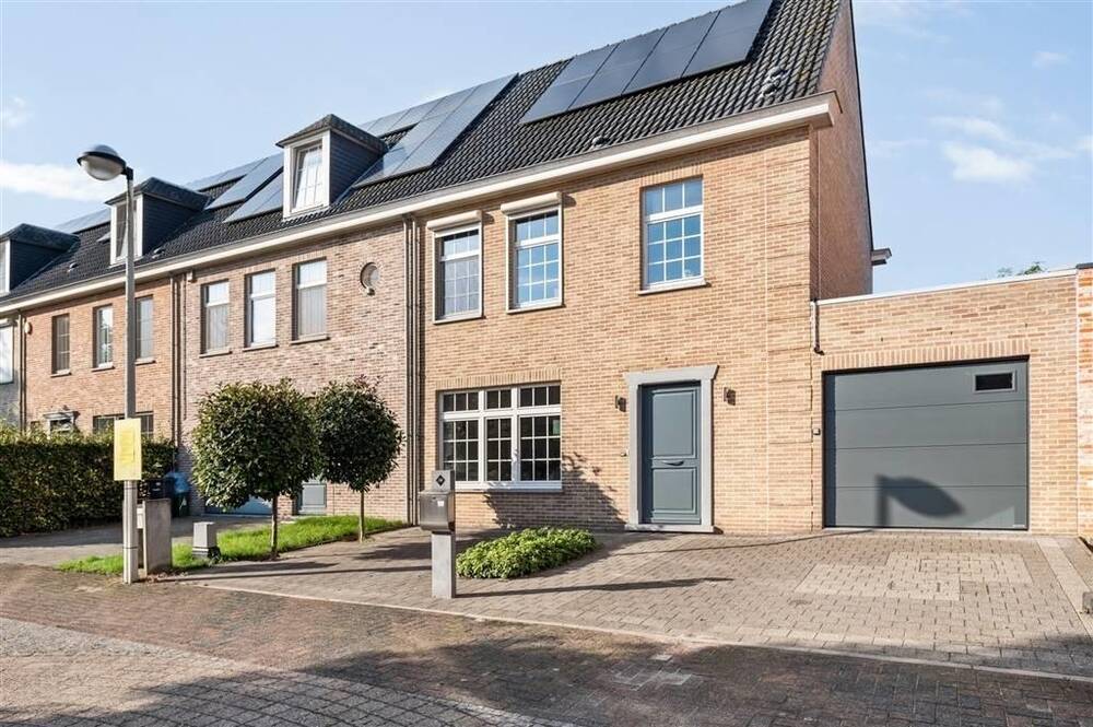 Huis te  koop in Zwijndrecht 2070 569000.00€ 4 slaapkamers 211.40m² - Zoekertje 306786