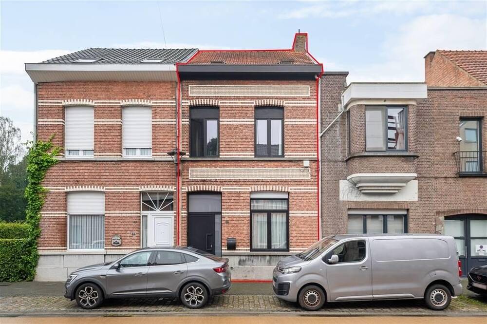 Huis te  koop in Wommelgem 2160 579000.00€ 3 slaapkamers 194.00m² - Zoekertje 306251