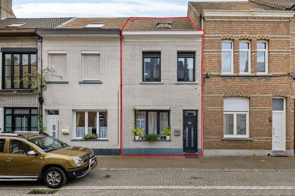 Huis te  koop in Merksem 2170 299000.00€ 3 slaapkamers 117.00m² - Zoekertje 306758