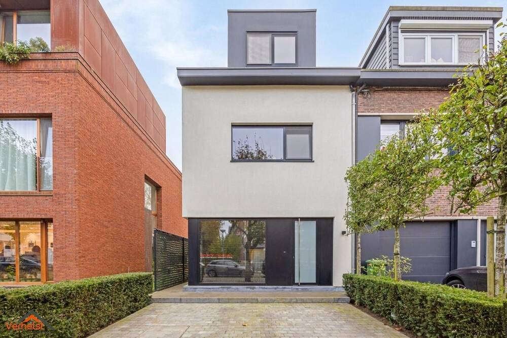 Huis te  koop in Ekeren 2180 465000.00€ 3 slaapkamers 181.00m² - Zoekertje 307591