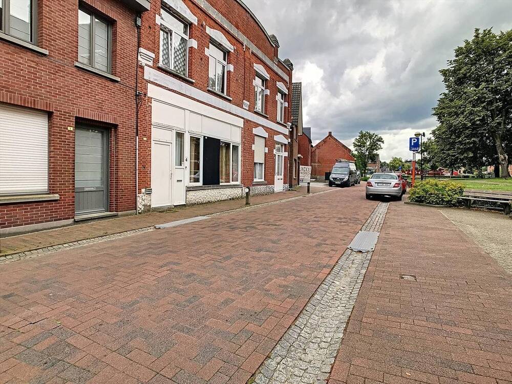 Huis te  koop in Loenhout 2990 360000.00€ 7 slaapkamers 408.00m² - Zoekertje 306431