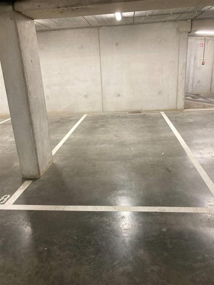 Parking te  koop in Lille 2275 16000.00€  slaapkamers m² - Zoekertje 308000