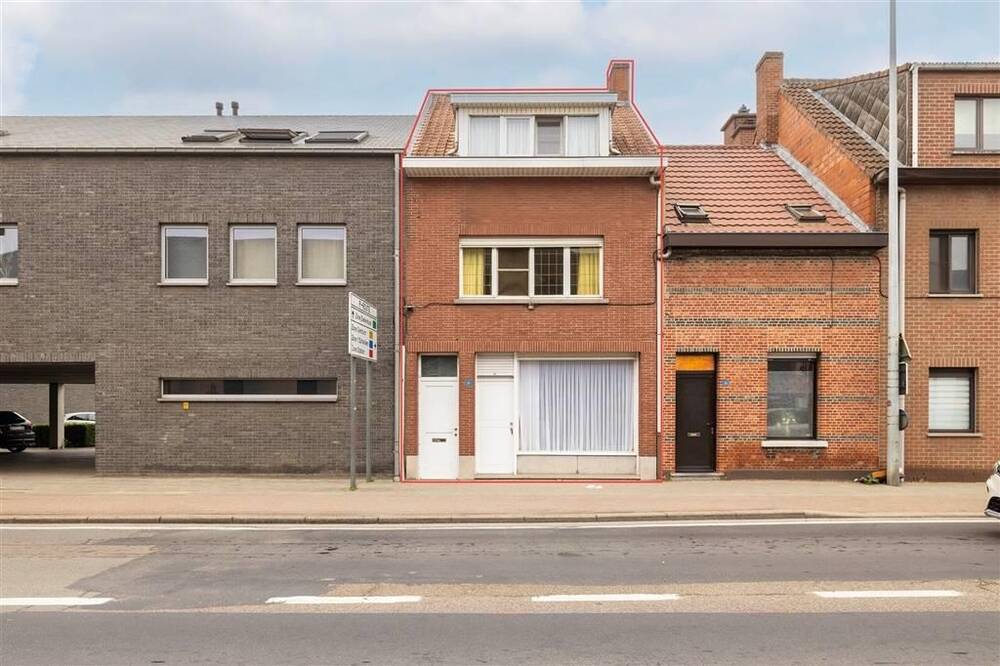 Huis te  koop in Herentals 2200 199000.00€ 4 slaapkamers 168.00m² - Zoekertje 307491