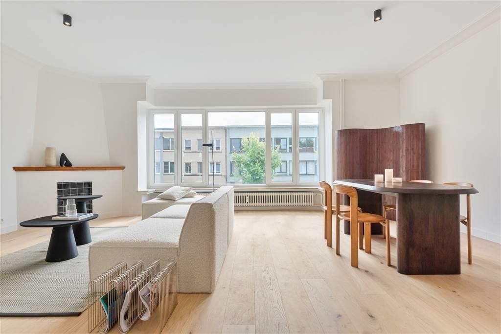 Appartement te  koop in Berchem 2600 369000.00€ 3 slaapkamers 106.00m² - Zoekertje 307040