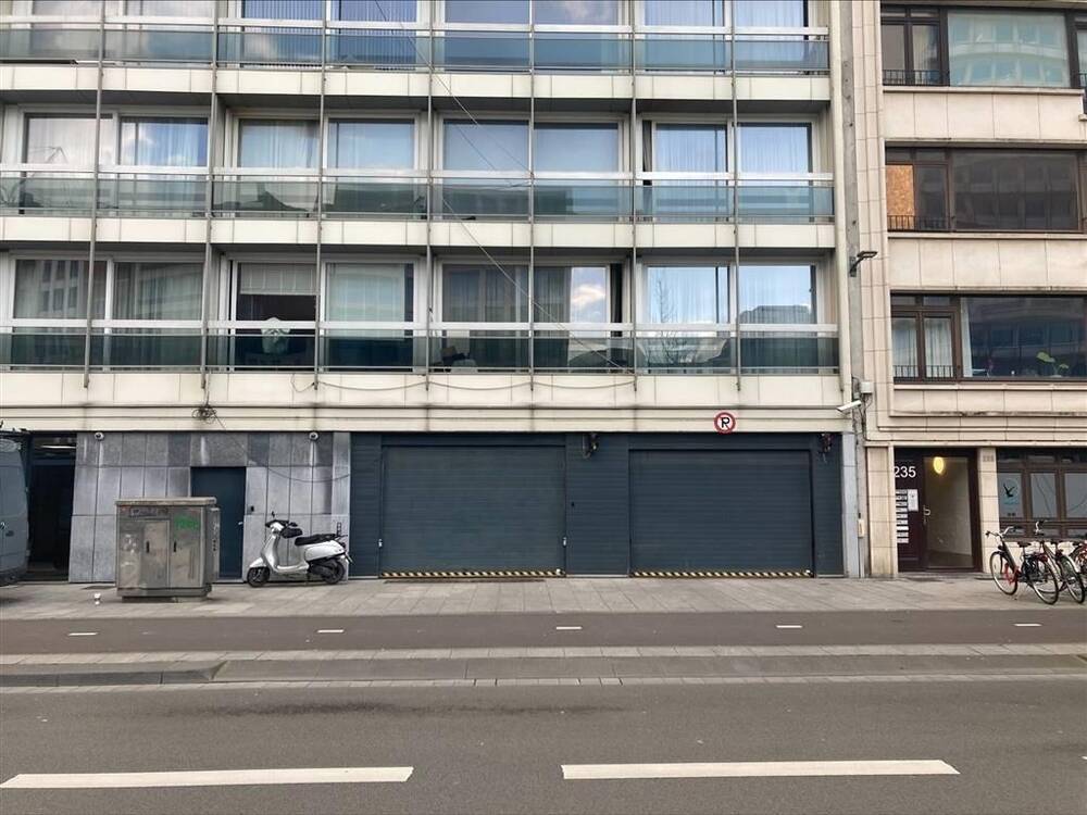 Parking & garage te  koop in Antwerpen 2000 28500.00€  slaapkamers m² - Zoekertje 306767