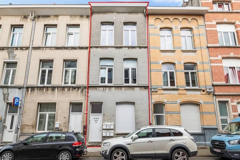 Huis te  koop in Antwerpen 2060 330000.00€ 6 slaapkamers 253.00m² - Zoekertje 306670