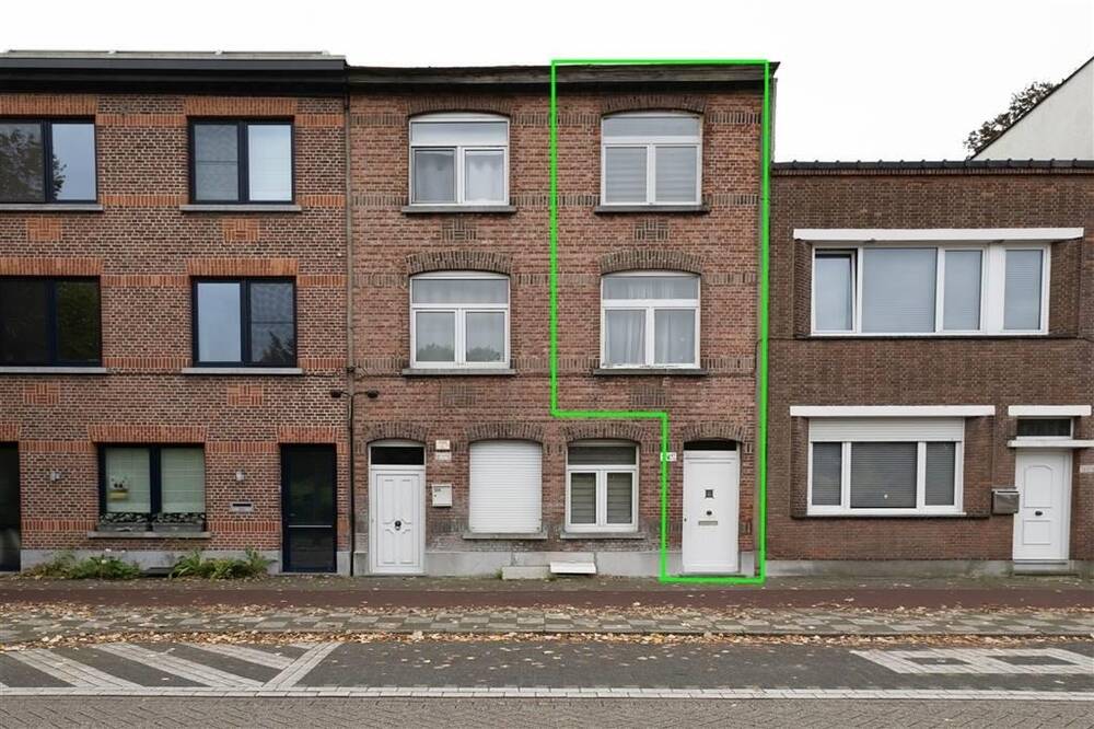 Huis te  koop in Wilrijk 2610 269000.00€ 4 slaapkamers m² - Zoekertje 307928