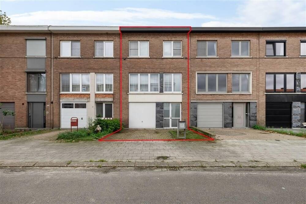 Huis te  koop in Ekeren 2180 335000.00€ 3 slaapkamers 144.00m² - Zoekertje 306486