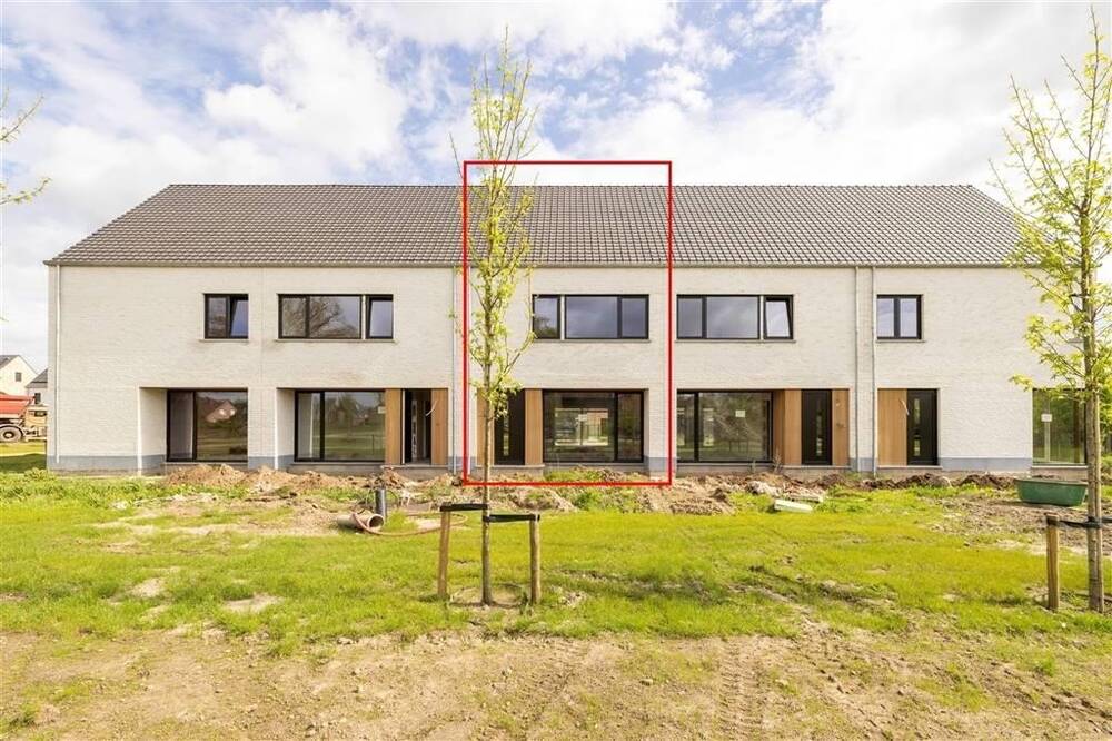 Huis te  koop in Meerhout 2450 301000.00€ 3 slaapkamers 132.70m² - Zoekertje 307472