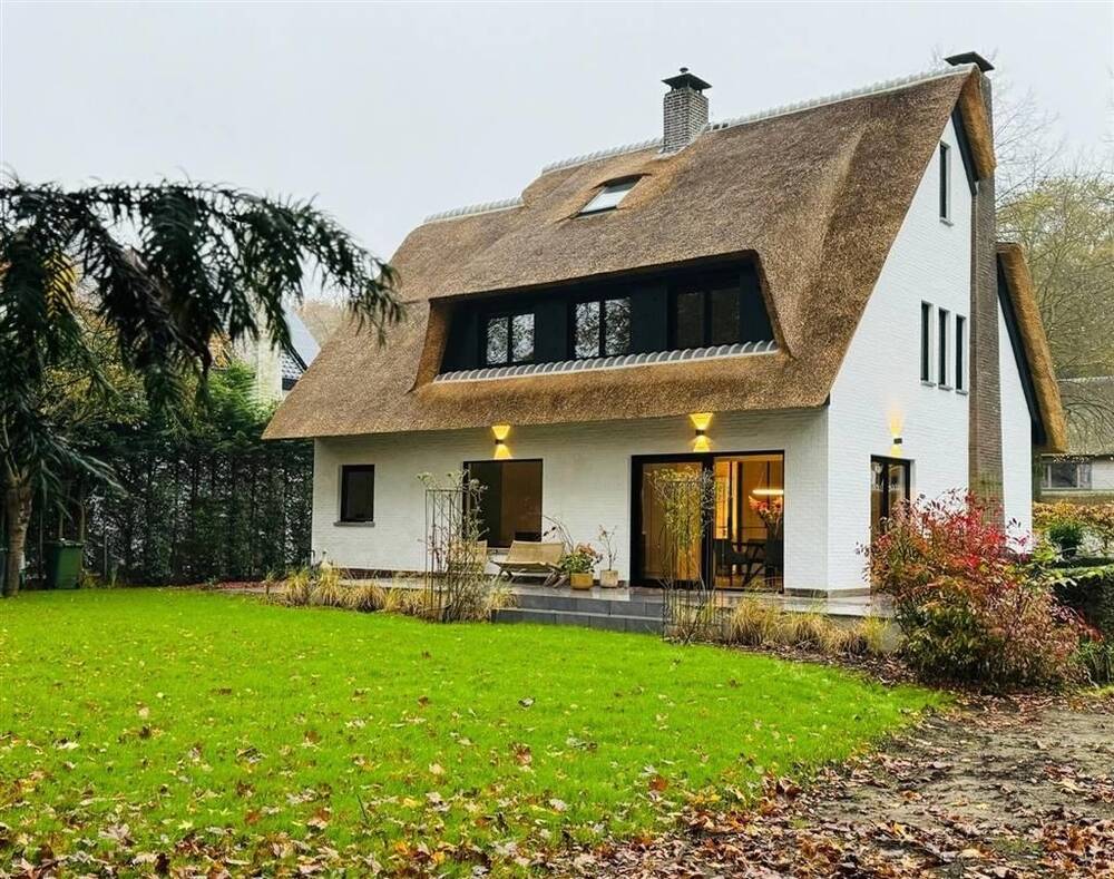 Huis te  koop in Brasschaat 2930 1249000.00€ 4 slaapkamers 265.00m² - Zoekertje 308166