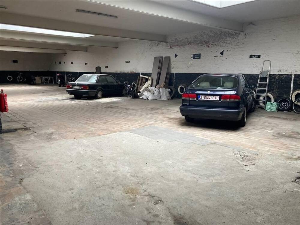 Parking & garage te  koop in Antwerpen 2018 25000.00€  slaapkamers m² - Zoekertje 306763