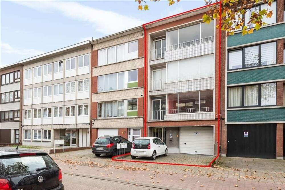 Huis te  koop in Deurne 2100 799000.00€ 6 slaapkamers 255.00m² - Zoekertje 306232