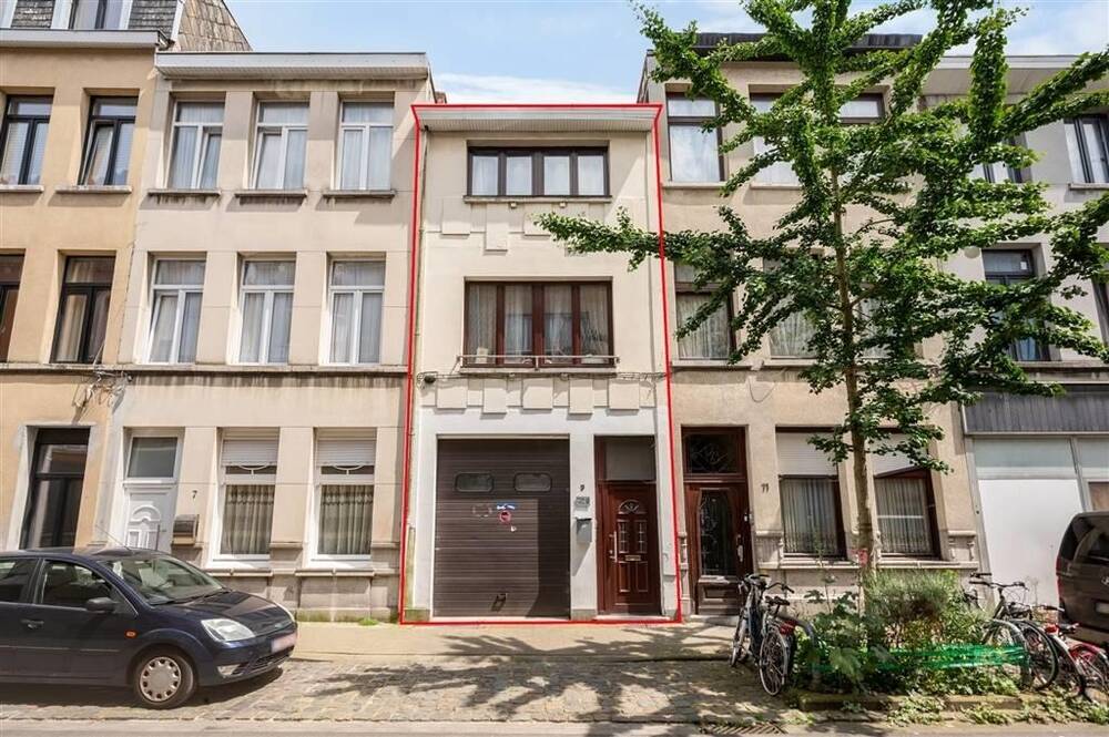 Huis te  koop in Antwerpen 2060 315000.00€ 4 slaapkamers 235.00m² - Zoekertje 306444