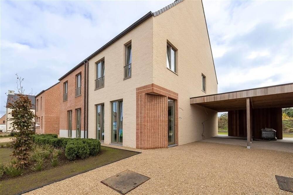 Huis te  koop in Noorderwijk 2200 430000.00€ 3 slaapkamers 195.80m² - Zoekertje 309101