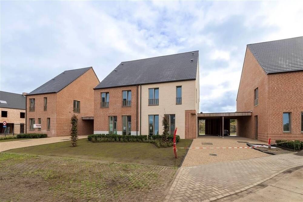 Huis te  koop in Noorderwijk 2200 454000.00€ 3 slaapkamers 212.14m² - Zoekertje 309102