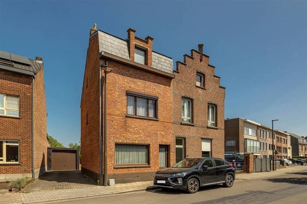 Huis te  koop in Mechelen 2800 299000.00€ 3 slaapkamers 128.50m² - Zoekertje 308499