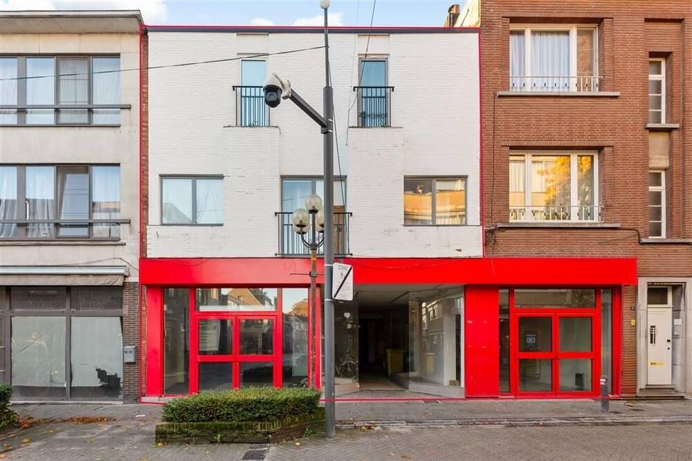 Handelszaak te  koop in Turnhout 2300 499000.00€  slaapkamers 638.00m² - Zoekertje 309817