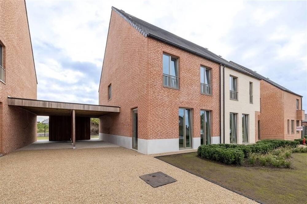 Huis te  koop in Noorderwijk 2200 430000.00€ 3 slaapkamers 195.80m² - Zoekertje 309100