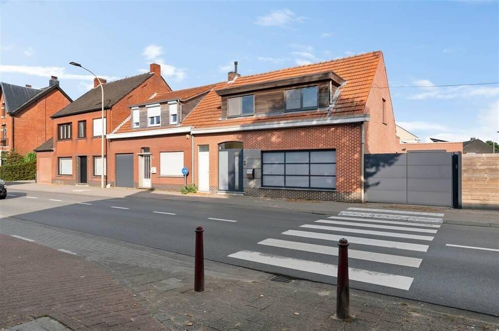 Huis te  koop in Rijkevorsel 2310 359000.00€ 3 slaapkamers 126.00m² - Zoekertje 309658