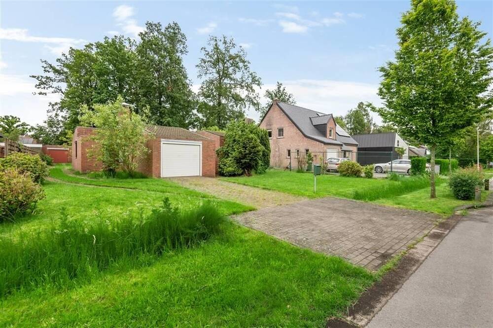 Huis te  koop in Zoersel 2980 375000.00€ 3 slaapkamers 124.00m² - Zoekertje 309669