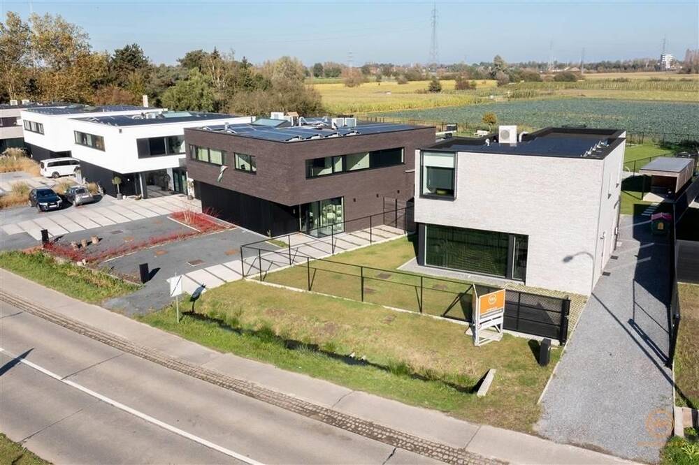 Huis te  koop in Lier 2500 725000.00€ 3 slaapkamers 200.00m² - Zoekertje 309852