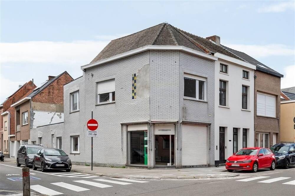 Huis te  koop in Sint-Katelijne-Waver 2860 330000.00€ 3 slaapkamers 183.00m² - Zoekertje 309219