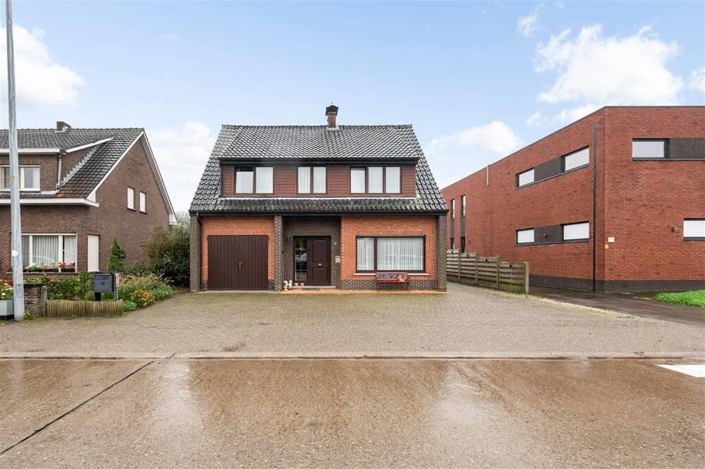 Huis te  koop in Turnhout 2300 369000.00€ 4 slaapkamers 198.00m² - Zoekertje 310208