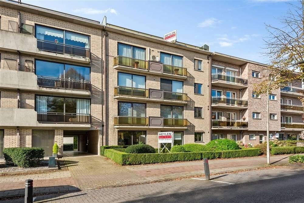 Appartement te  koop in Brasschaat 2930 299000.00€ 2 slaapkamers 97.00m² - Zoekertje 310504