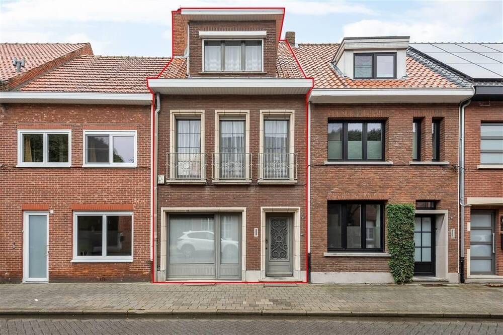 Huis te  koop in Turnhout 2300 269500.00€ 4 slaapkamers 148.00m² - Zoekertje 310235