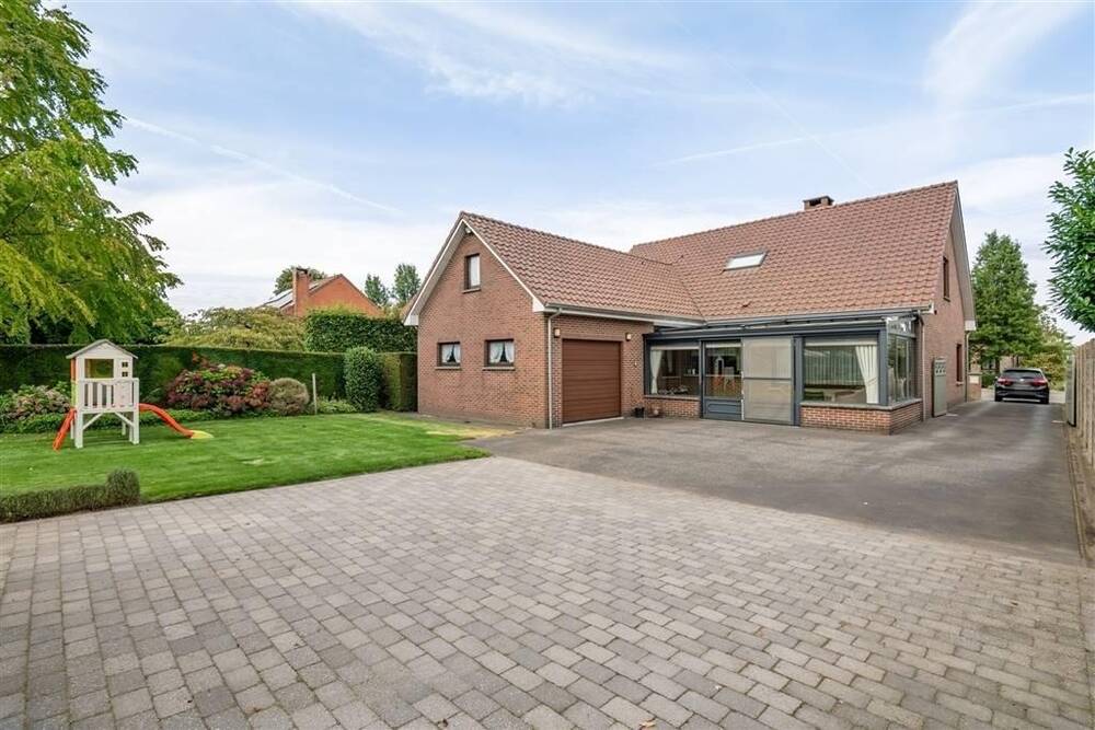 Huis te  koop in Brecht 2960 499000.00€ 4 slaapkamers 234.37m² - Zoekertje 310410