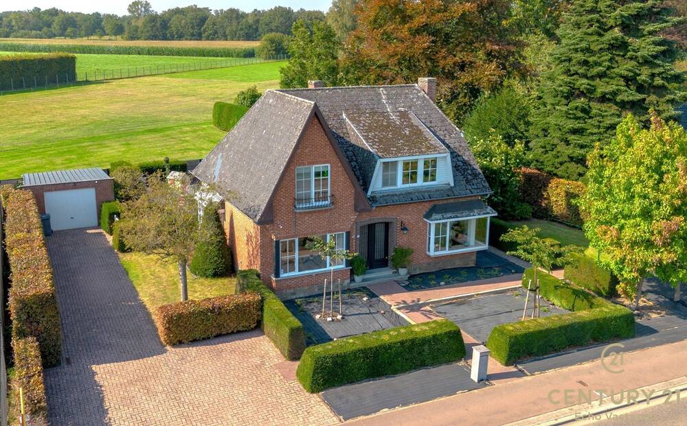 Huis te  koop in Geel 2440 429000.00€ 3 slaapkamers 159.00m² - Zoekertje 310361