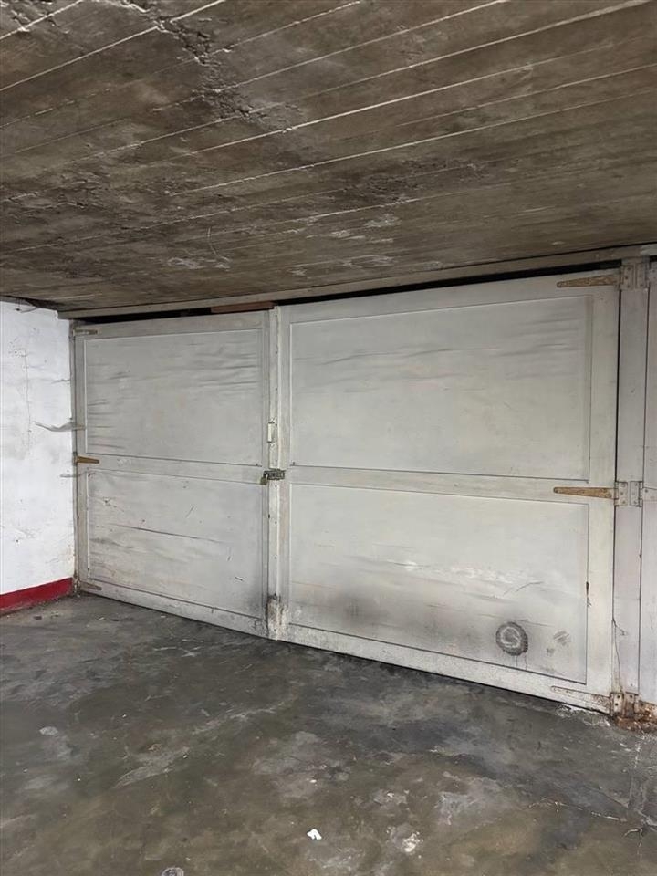 Parking & garage te  koop in Deurne 2100 21000.00€  slaapkamers m² - Zoekertje 310553