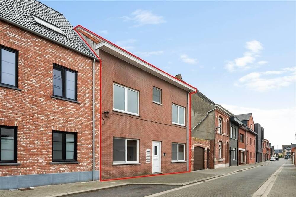 Huis te  koop in Sint-Lenaarts 2960 450000.00€ 8 slaapkamers 440.00m² - Zoekertje 310518