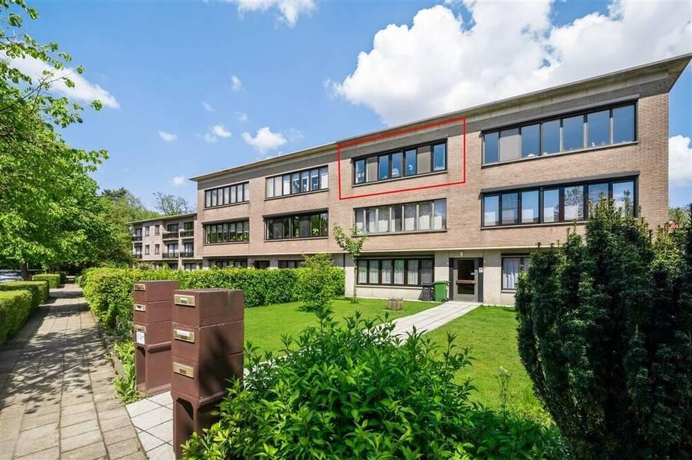 Appartement te  koop in Brasschaat 2930 279000.00€ 2 slaapkamers 91.00m² - Zoekertje 310501