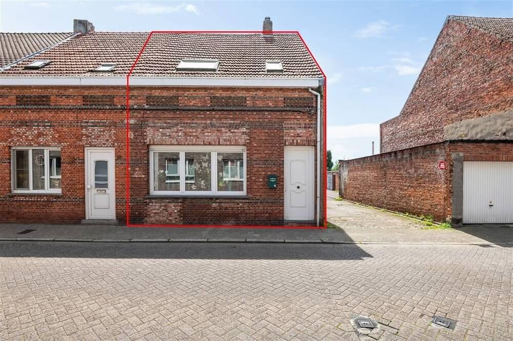 Huis te  koop in Turnhout 2300 260000.00€ 3 slaapkamers 154.00m² - Zoekertje 310237