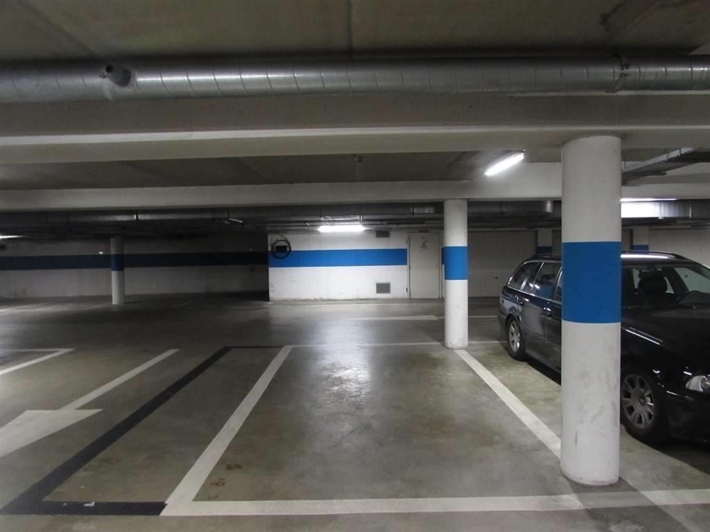 Parking & garage te  huur in Turnhout 2300 95.00€  slaapkamers m² - Zoekertje 310382