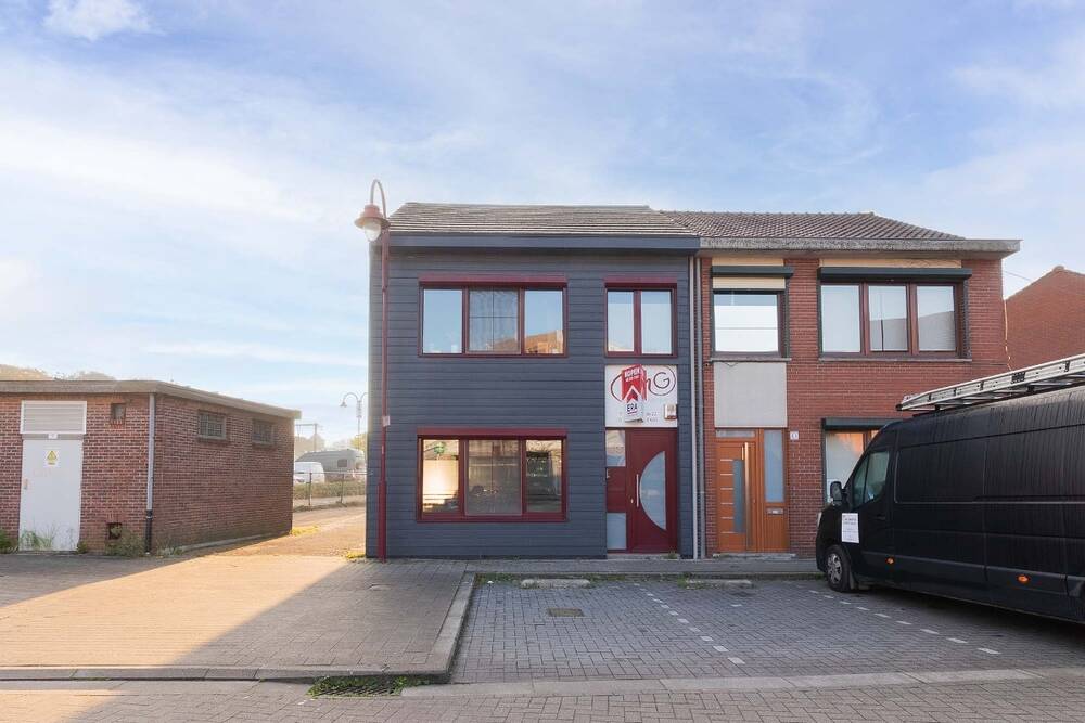 Huis te  koop in Boechout 2530 375000.00€ 3 slaapkamers 170.00m² - Zoekertje 313657