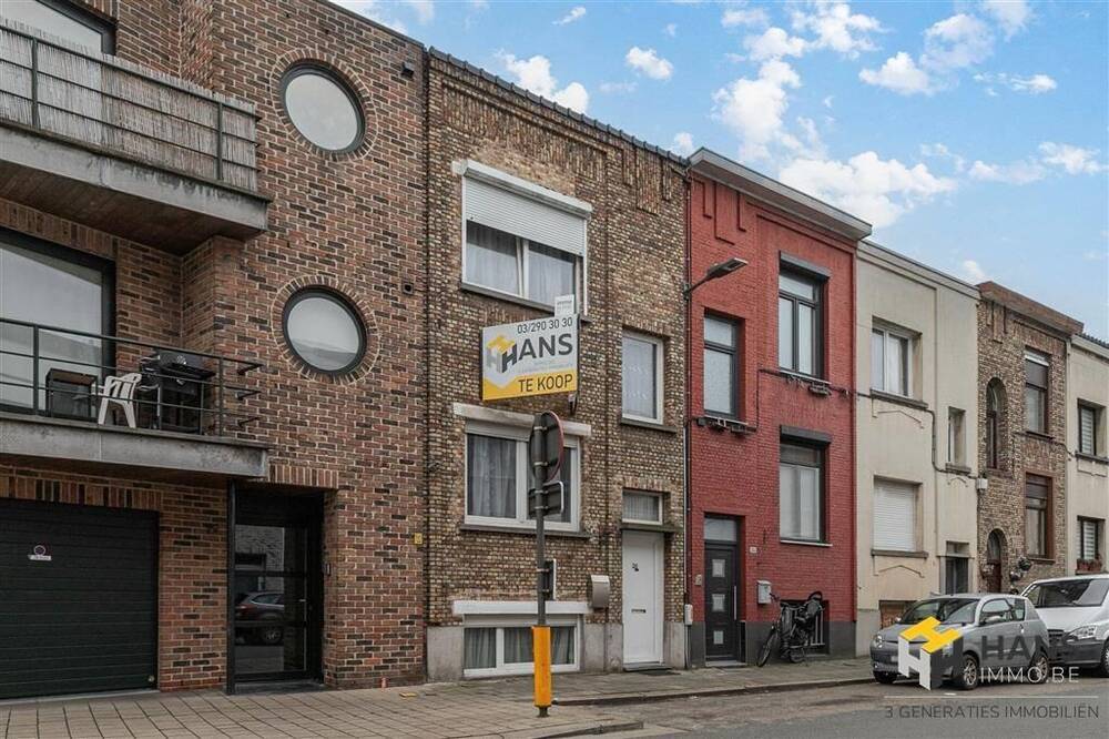 Huis te  koop in Deurne 2100 219000.00€ 2 slaapkamers 130.00m² - Zoekertje 313611