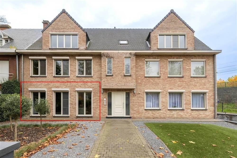 Appartement te  koop in Herentals 2200 325000.00€ 2 slaapkamers 135.00m² - Zoekertje 313433