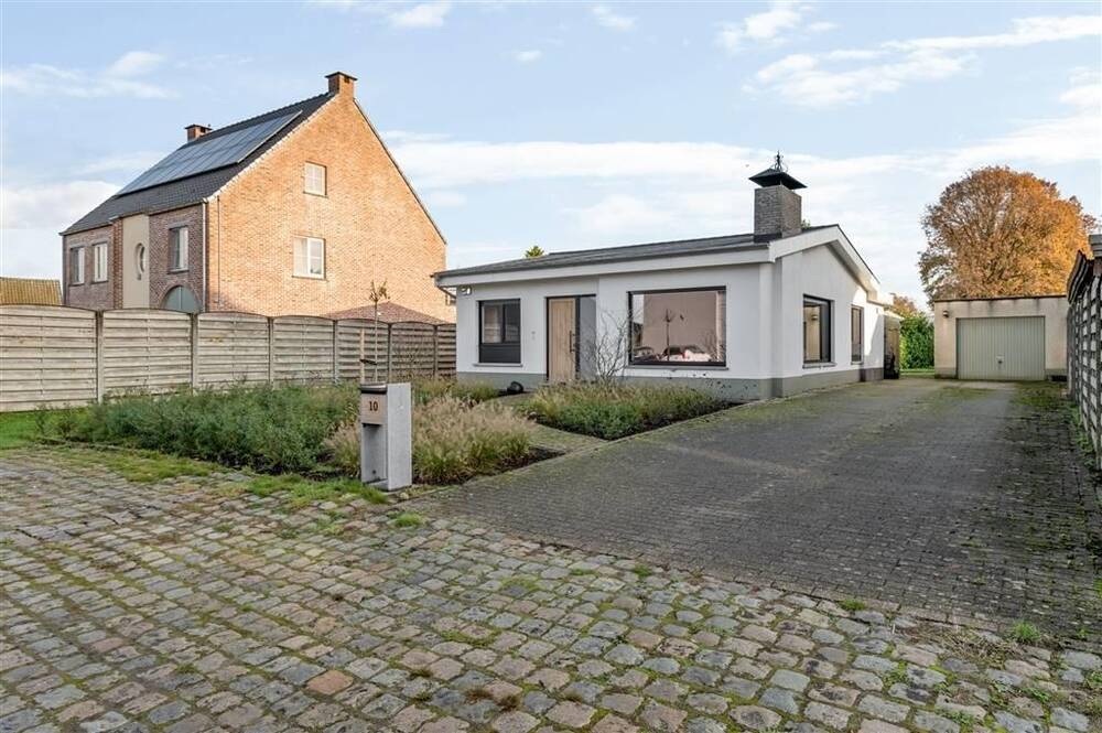 Bungalow te  koop in Nijlen 2560 399000.00€ 3 slaapkamers 110.00m² - Zoekertje 314451