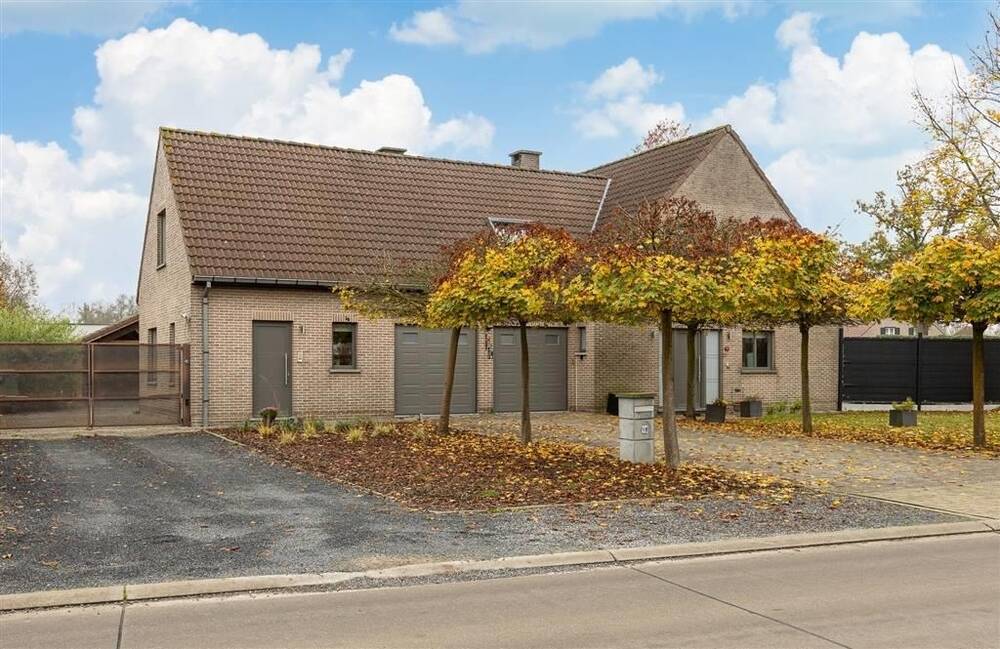 Huis te  in Heist-op-den-Berg 2220 599000.00€ 4 slaapkamers 320.00m² - Zoekertje 324296