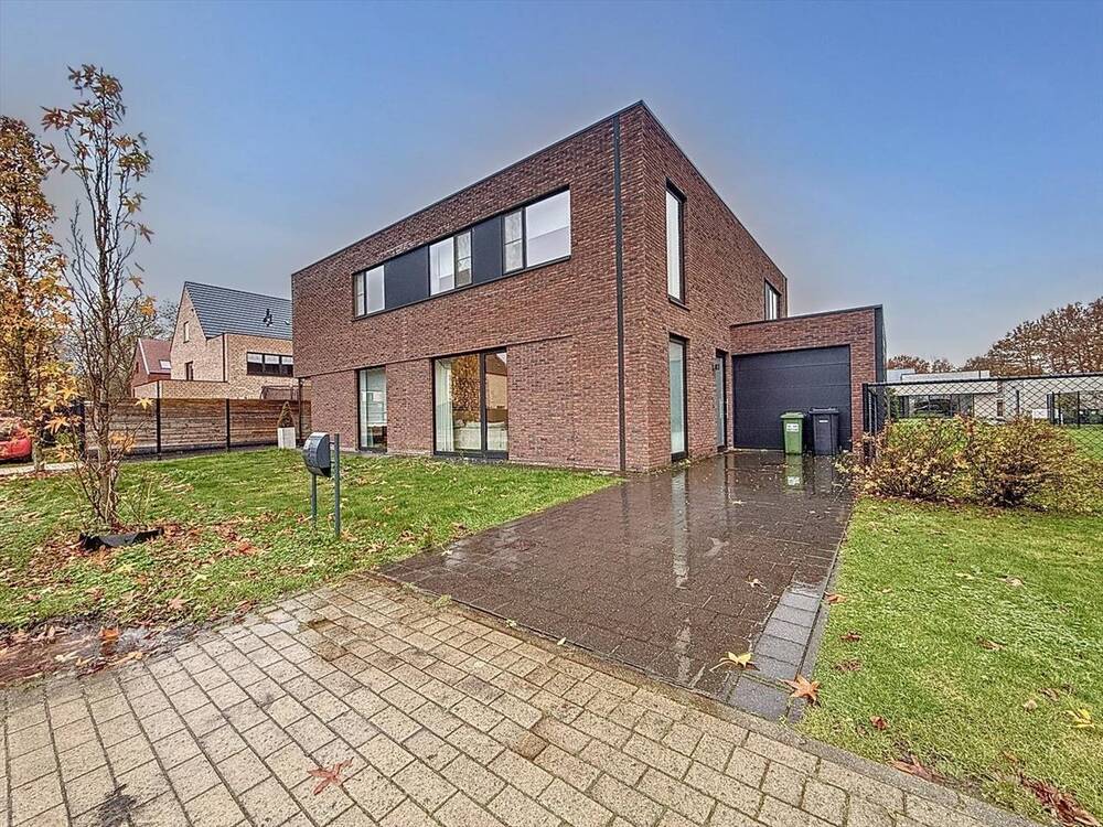 Huis te  in Wuustwezel 2990 1250.00€ 4 slaapkamers 0.00m² - Zoekertje 325055