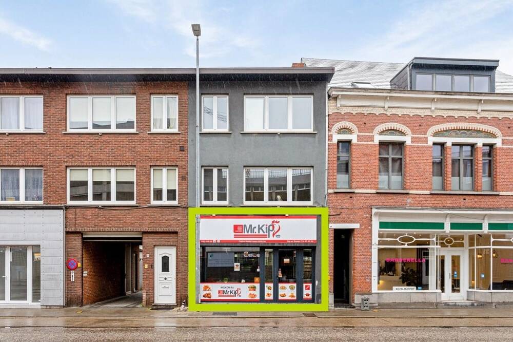 Appartementsgebouw te  koop in Mol 2400 195000.00€  slaapkamers m² - Zoekertje 331786