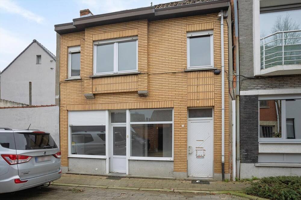 Huis te  koop in Mariekerke 2880 219000.00€ 4 slaapkamers 190.00m² - Zoekertje 338192