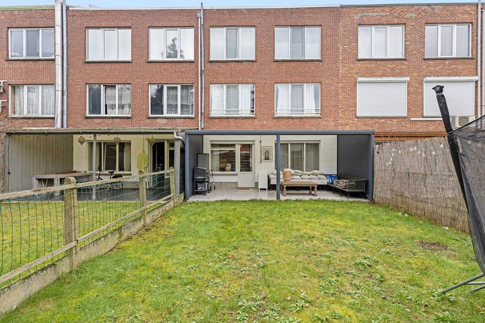 Benedenverdieping te  koop in Deurne 2100 259000.00€ 2 slaapkamers 73.00m² - Zoekertje 344930