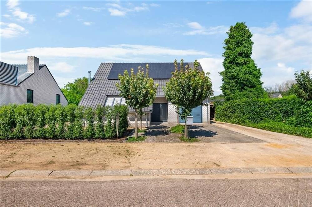 Huis te  koop in Olen 2250 495000.00€ 3 slaapkamers 184.00m² - Zoekertje 369946