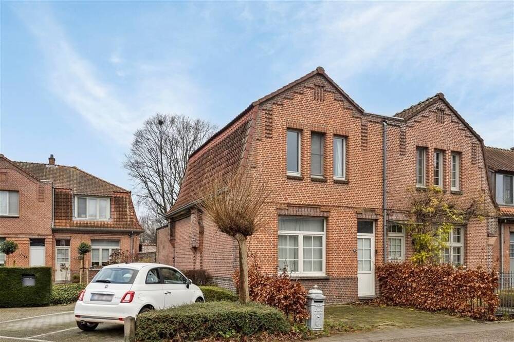 Huis te  huur in Mortsel 2640 1500.00€ 2 slaapkamers 125.00m² - Zoekertje 371818